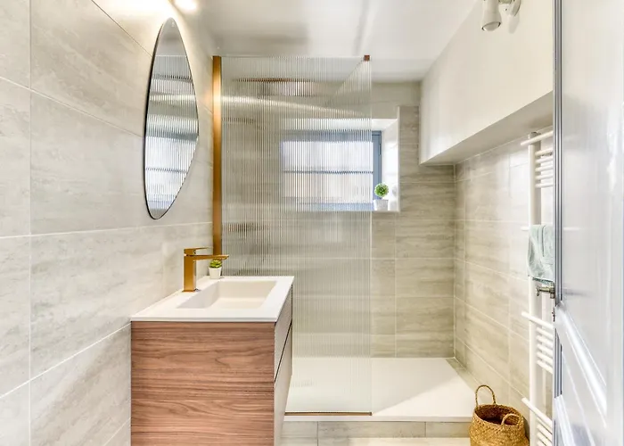 Apartment L'escapade - Parking Gratuit - Wifi - Climatisation - Proche Cite - Equipee